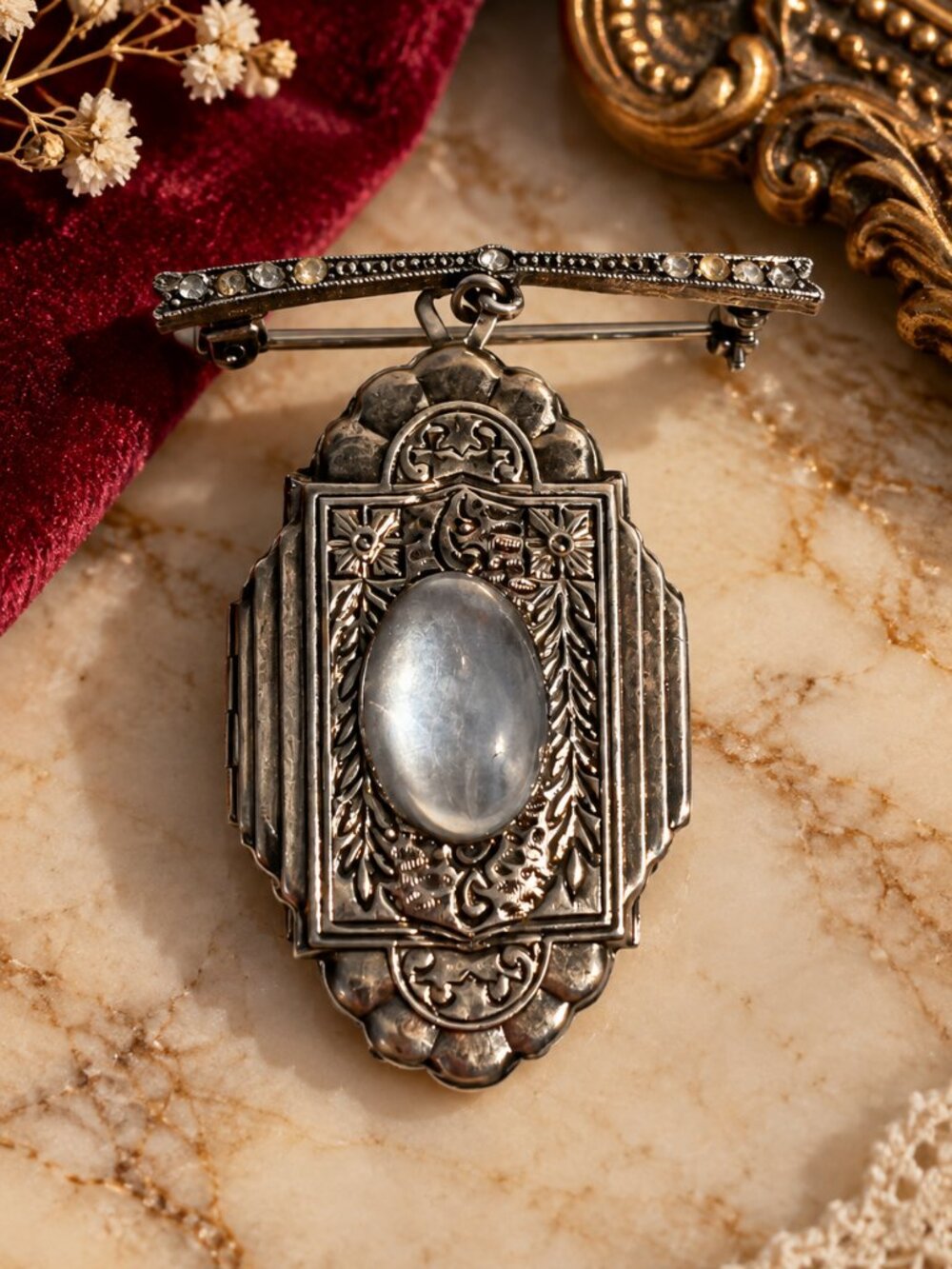 Vintage Art Deco Style Silver Tone Brooch with Large Cabochon Stone
